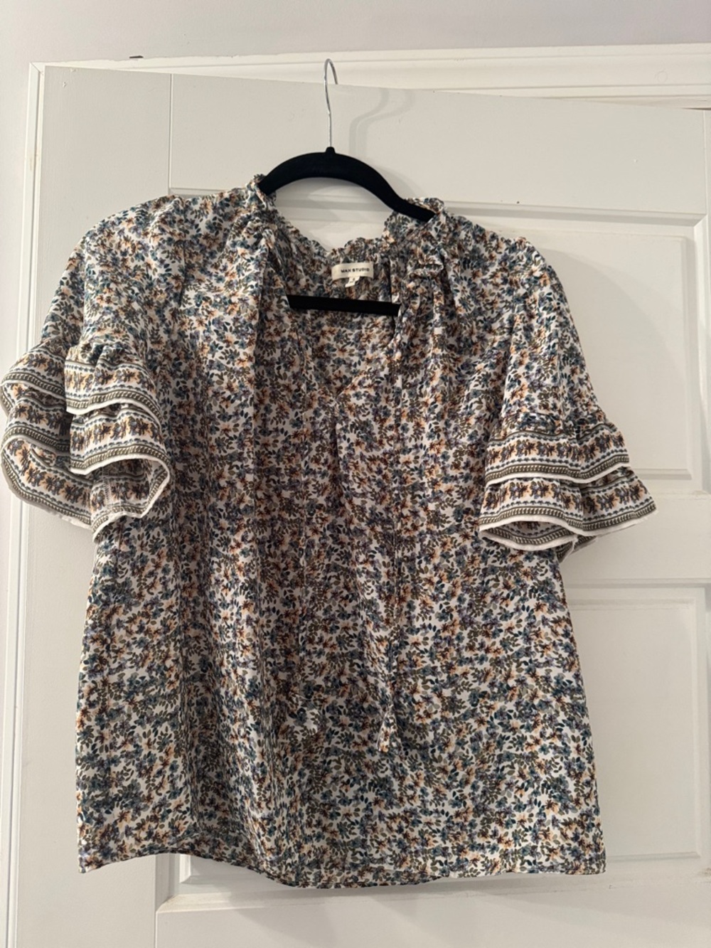 Max Studio Floral Short Sleeve Blouse Size Small